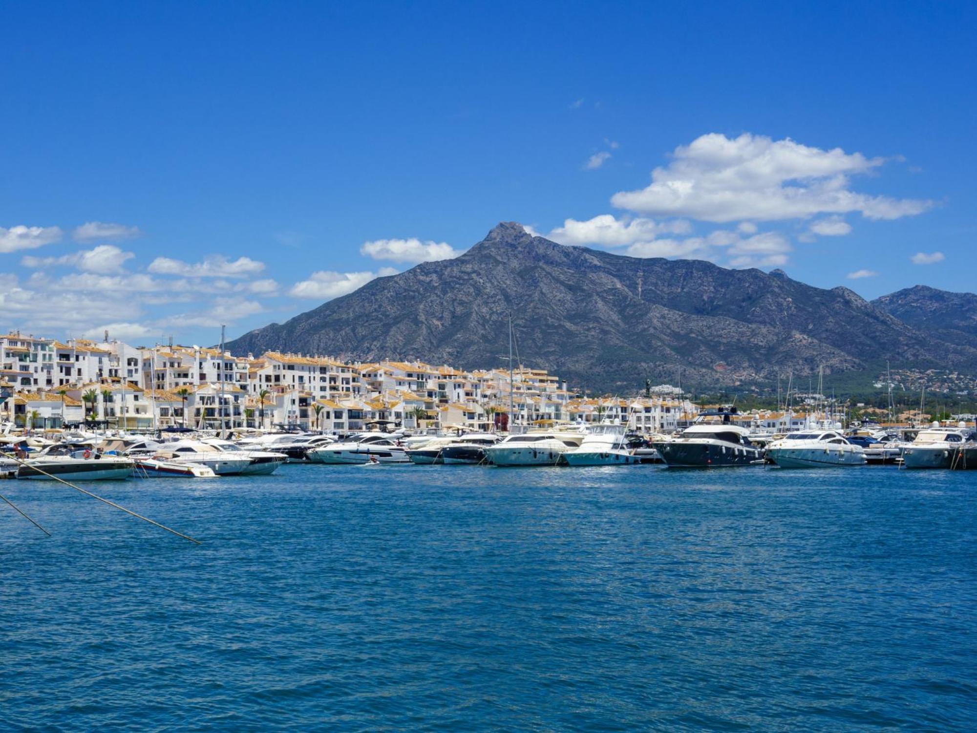 Apartment Jardines Del Mar By Interhome Marbella Eksteriør billede